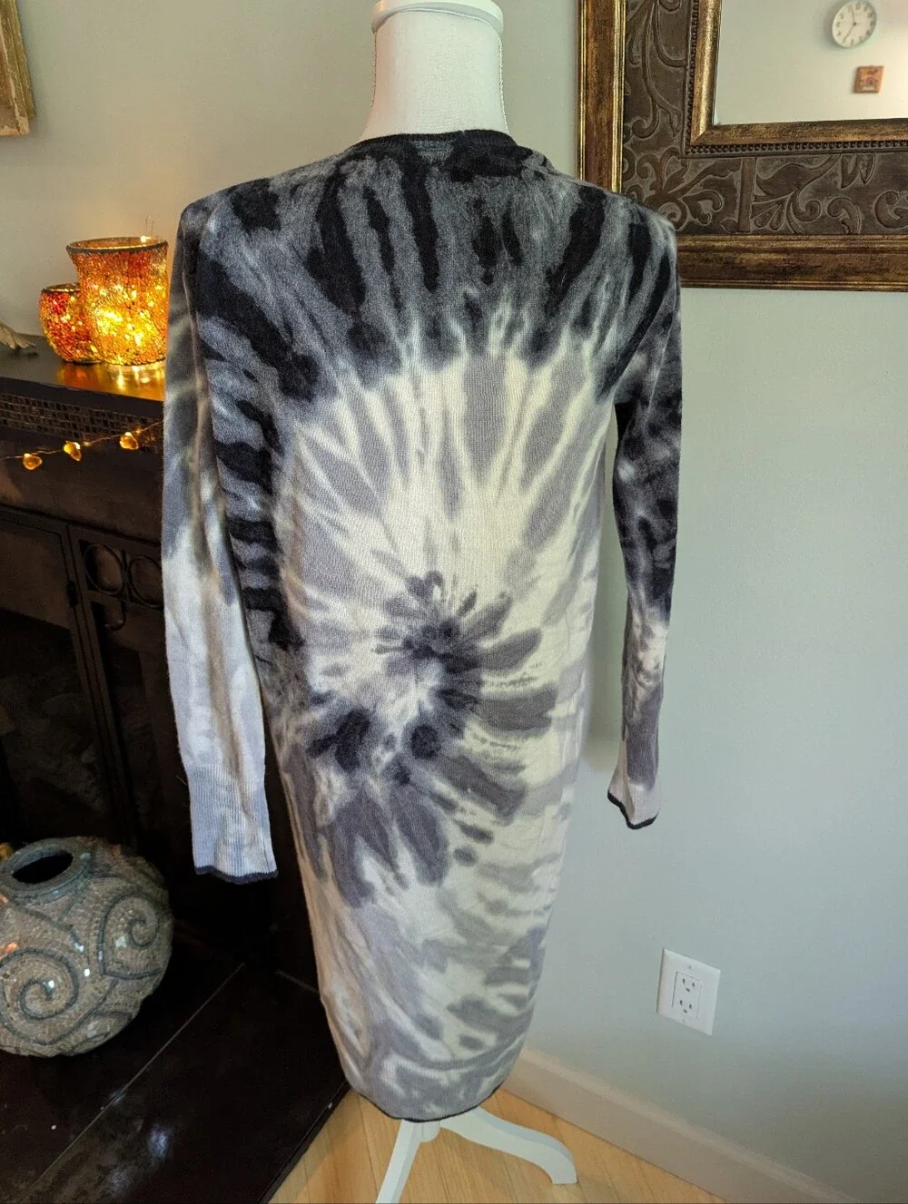 BRODIE CASHMERE Women's Small Long Duster Cardigan Jacket Tie Dye Gray White